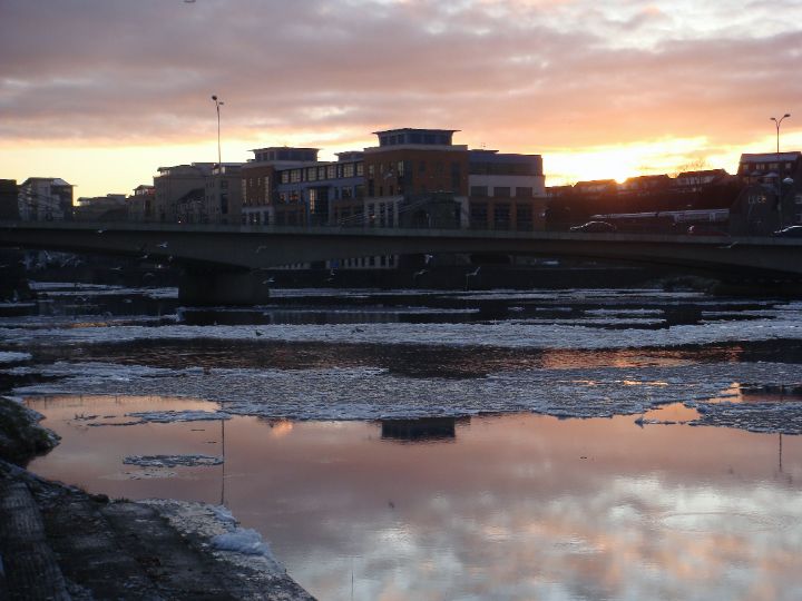 River Ice 301108-021.jpg